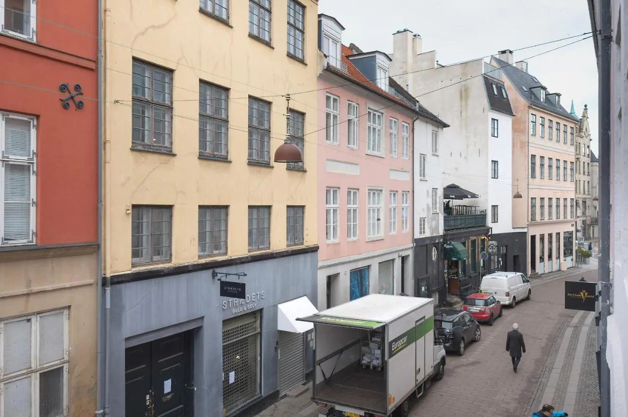 Cozy Apartments In Heart Of Copenhagen Near Stroget & Hojbro Plads