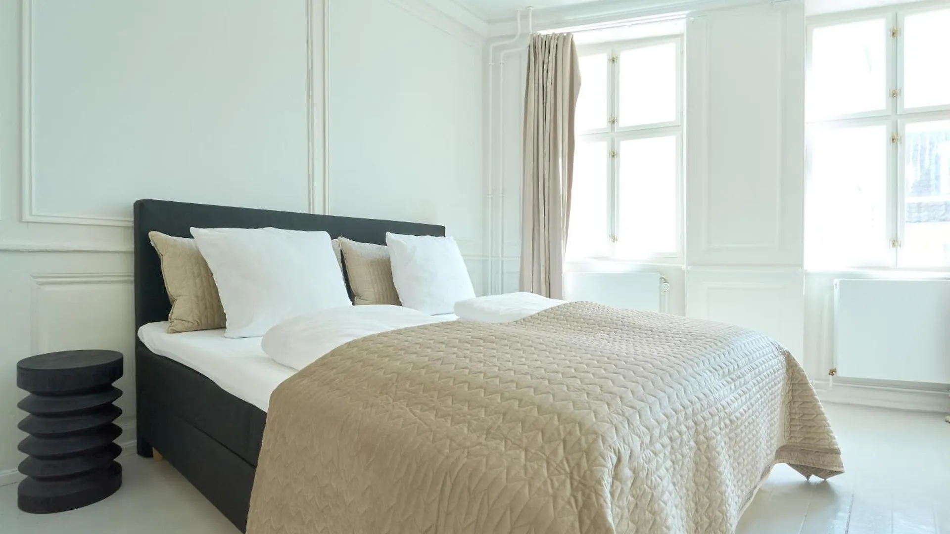 Cozy Apartments In Heart Of Copenhagen Near Stroget & Hojbro Plads