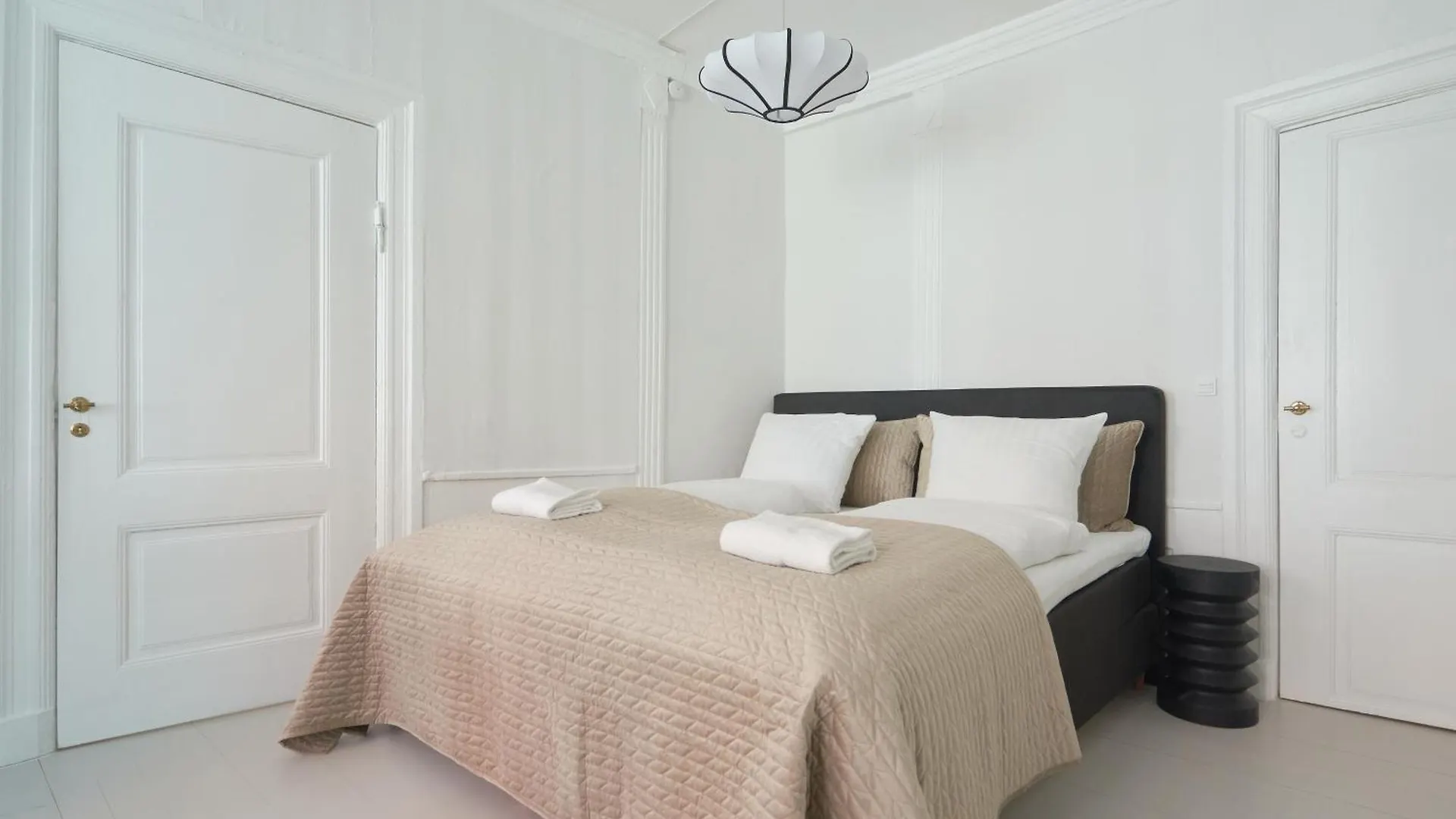 Cozy Apartments In Heart Of Copenhagen Near Stroget & Hojbro Plads